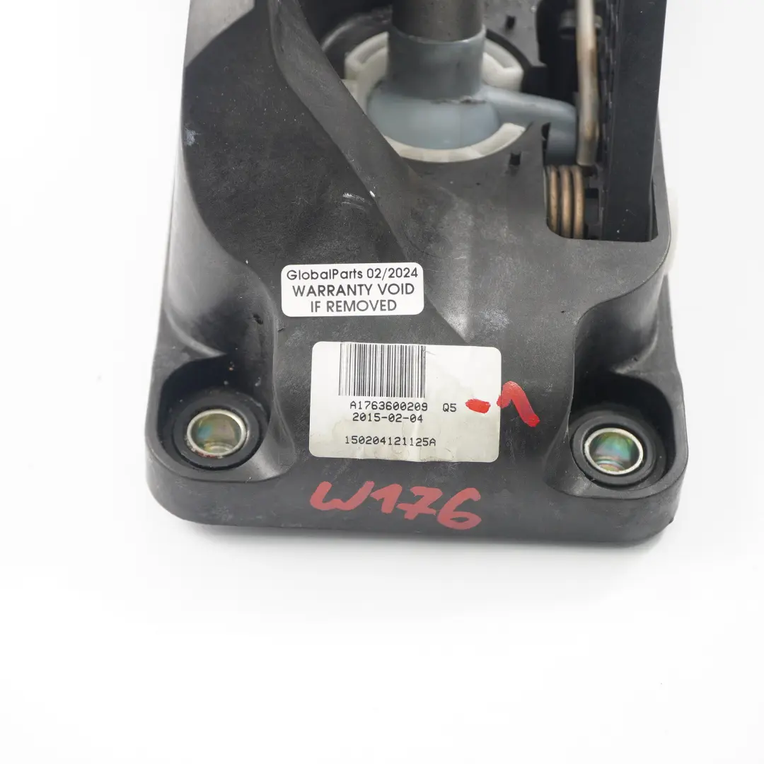 Sélecteur changement vitesse Boîte manuelle pour Mercedes W176 C117 à propos du numéro de pièce A1763600209 Mercedes W176 C117 Sélecteur changement vitesse Boîte manuelle - SKU A1763600209-1 - Numéro de pièce A1763600209