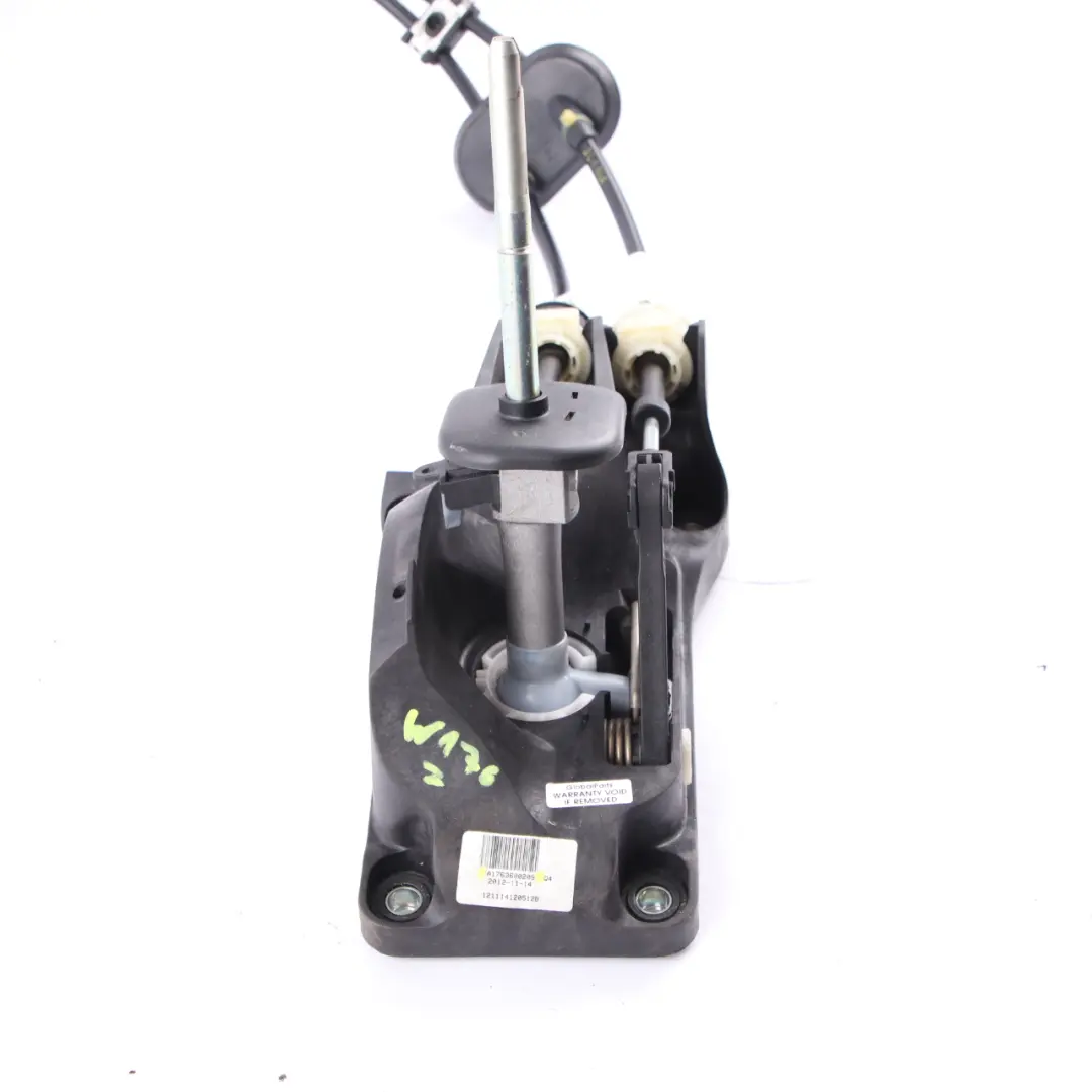 Wählhebel Schaltmechanismus Handschaltgetriebe für Mercedes W176 C117 mit Teilenummer A1763600209 Mercedes W176 C117 Wählhebel Schaltmechanismus Handschaltgetriebe - SKU A1763600209 - Teilenummer A1763600209