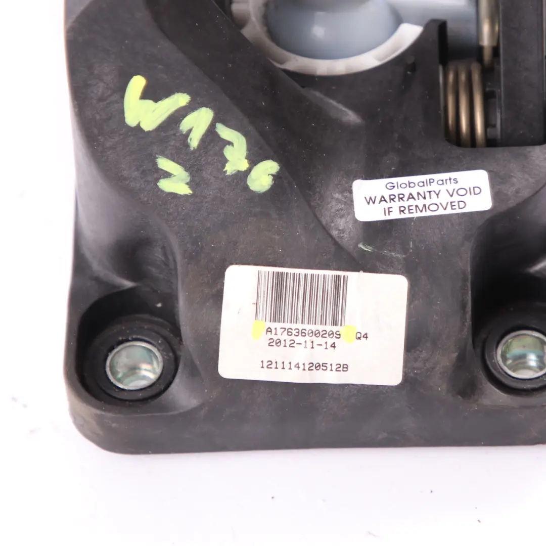 Wählhebel Schaltmechanismus Handschaltgetriebe für Mercedes W176 C117 mit Teilenummer A1763600209 Mercedes W176 C117 Wählhebel Schaltmechanismus Handschaltgetriebe - SKU A1763600209 - Teilenummer A1763600209