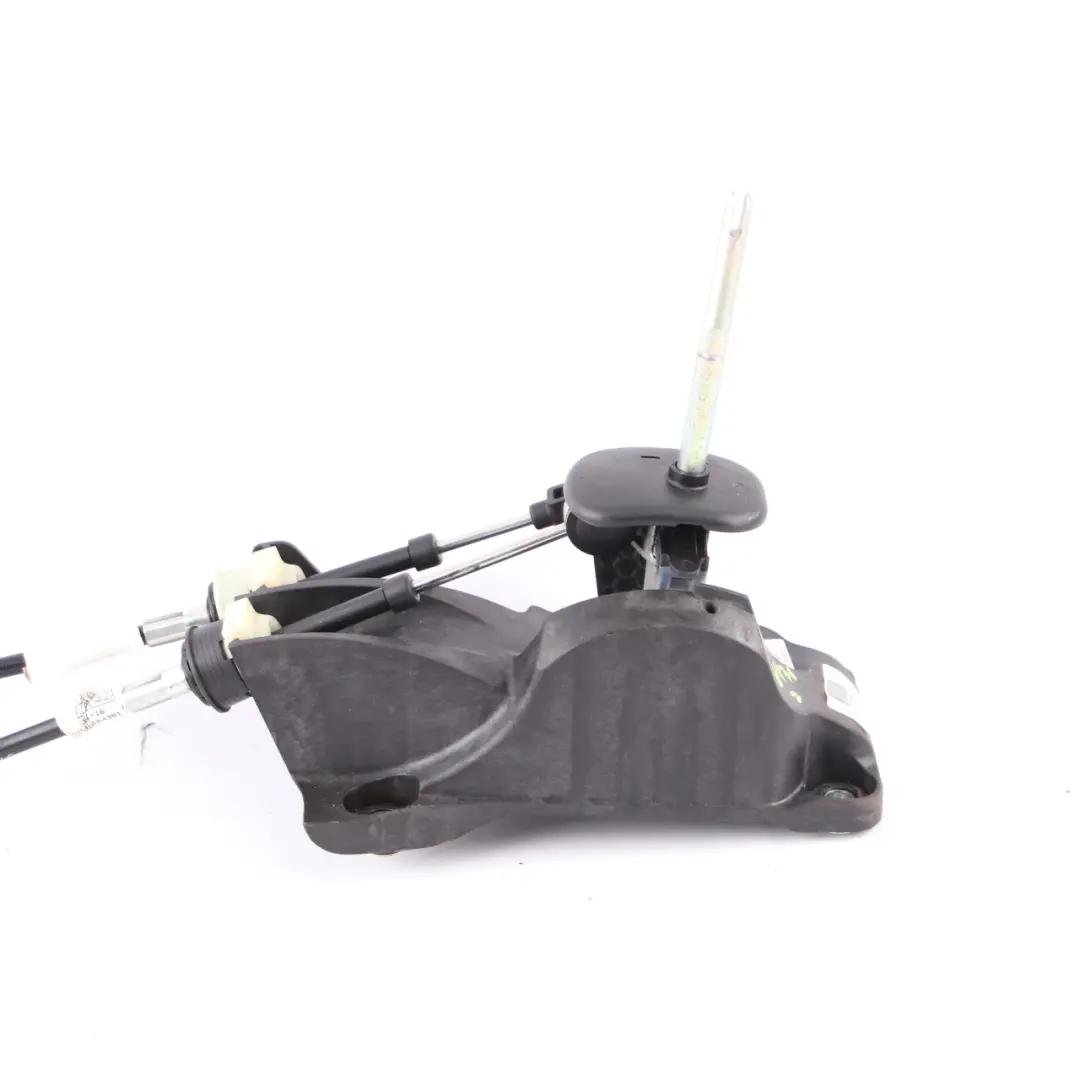 Wählhebel Schaltmechanismus Handschaltgetriebe für Mercedes W176 C117 mit Teilenummer A1763600209 Mercedes W176 C117 Wählhebel Schaltmechanismus Handschaltgetriebe - SKU A1763600209 - Teilenummer A1763600209