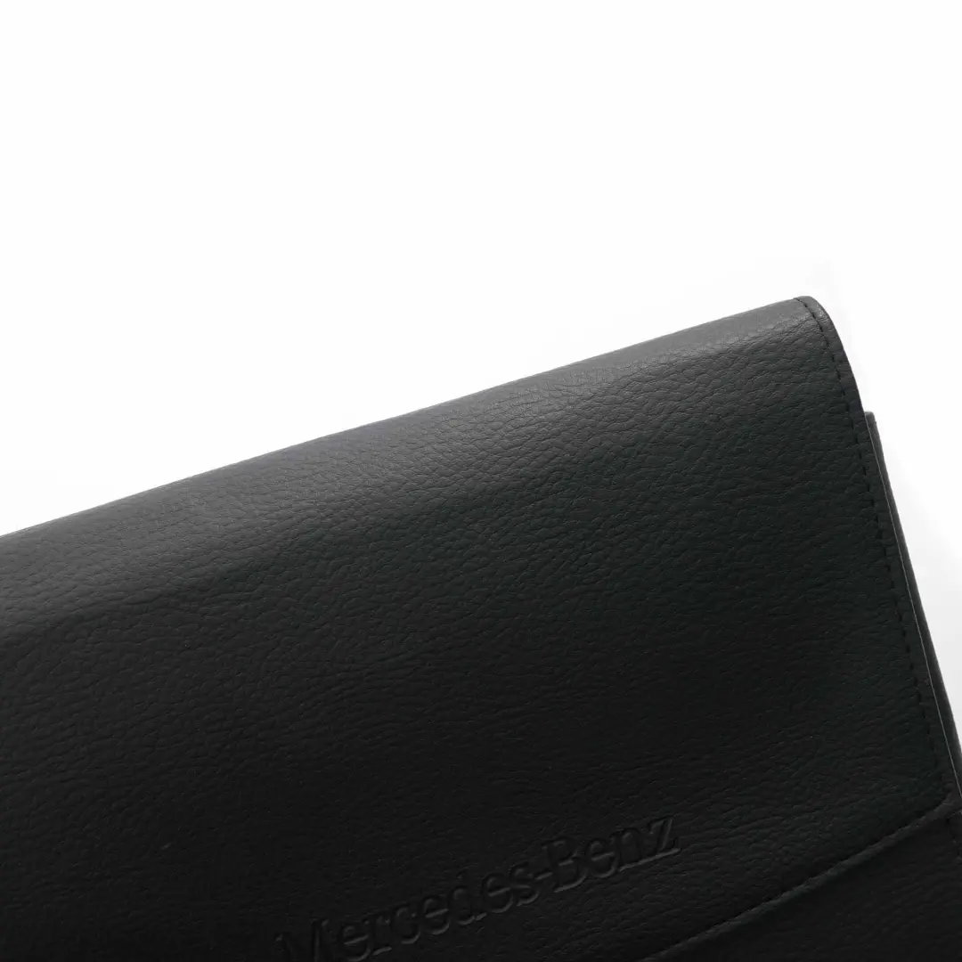 Libretto Slipcase Custodia Portafoglio Inserto Archiviazione per Mercedes W176 W246 con numero di parte A1765840681 Mercedes W176 W246 Libretto Slipcase Custodia Portafoglio Inserto Archiviazione - SKU A1765840681-1 - Numero di parte A1765840681