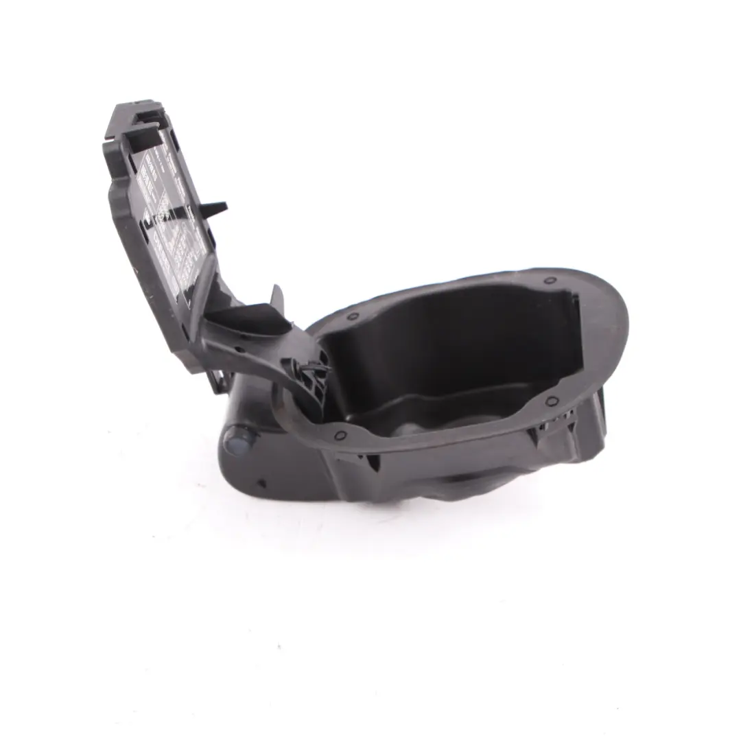 Mercedes W176 Carburante Coperchio coperchio serbatoio Recesso tappo - SKU A1766300067 - Numero di parte A1766300067