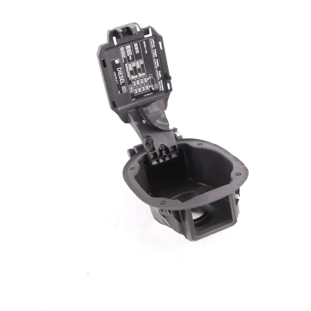 tapa depósito combustible tapa tapa soporte para Mercedes W176 con número de pieza A1766300067 Mercedes W176 tapa depósito combustible tapa tapa soporte - SKU A1766300067 - Número de pieza A1766300067
