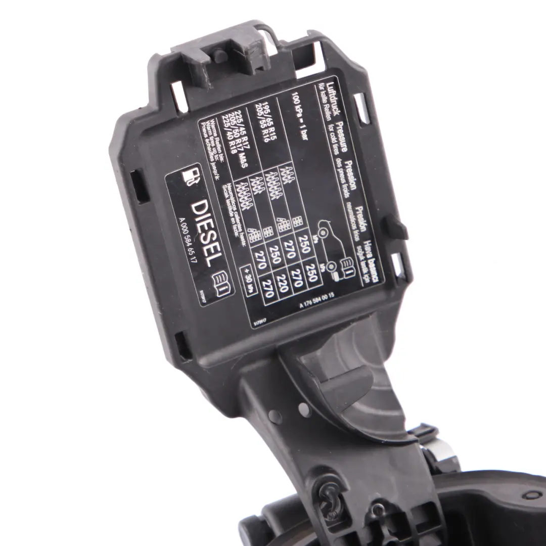Mercedes W176 tapa depósito combustible tapa tapa soporte - SKU A1766300067 - Número de pieza A1766300067