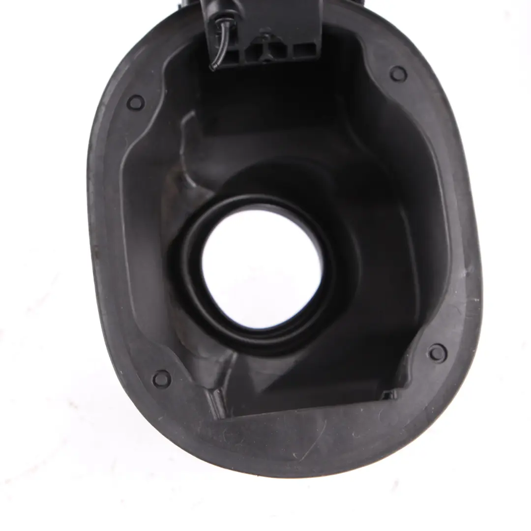Mercedes W176 Carburante Coperchio coperchio serbatoio Recesso tappo - SKU A1766300067 - Numero di parte A1766300067