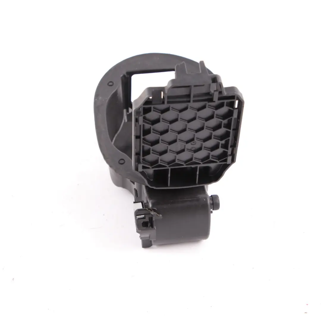 Mercedes W176 Couvercle Pot Remplissage Carburant Couvercle Recess - SKU A1766300067 - Numéro de pièce A1766300067