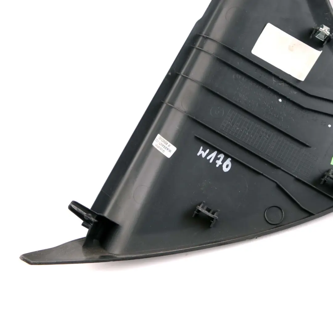 Mercedes W176 Cache tableau de bord avant droit Lava Black Noir - SKU A1766800289 - Numéro de pièce A1766800289