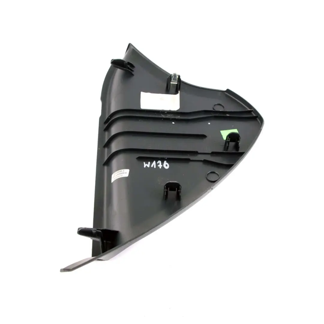 Mercedes W176 Cache tableau de bord avant droit Lava Black Noir - SKU A1766800289 - Numéro de pièce A1766800289