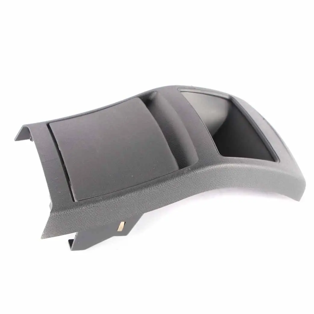 Embellecedor Trasero Tapa Panel Consola Central Túnel Negro para Mercedes W176 con número de pieza A1766800710 Mercedes W176 Embellecedor Trasero Tapa Panel Consola Central Túnel Negro - SKU A1766800710 - Número de pieza A1766800710