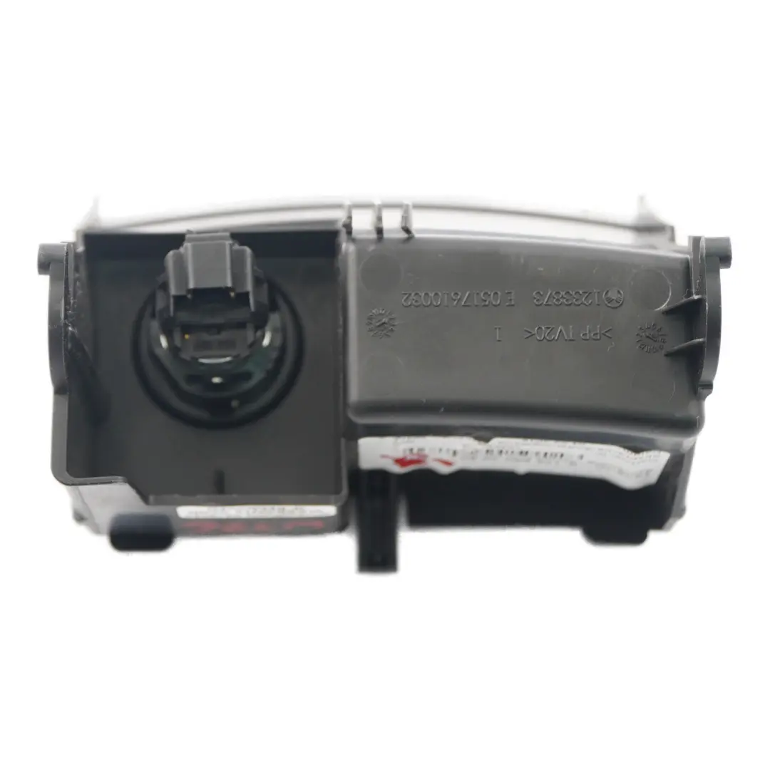 Mercedes W176 Console centrale posteriore Alloggiamento accendino - SKU A1766801050-3 - Numero di parte A1766801050