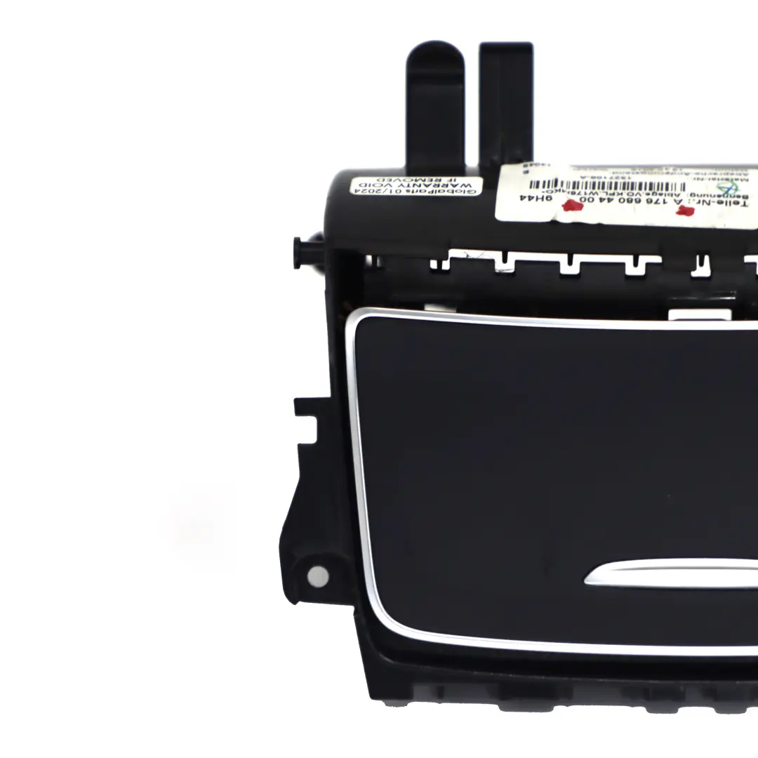 Mercedes W176 Console centrale Cendrier avant Noir - SKU A1766804400 - Numéro de pièce A1766804400