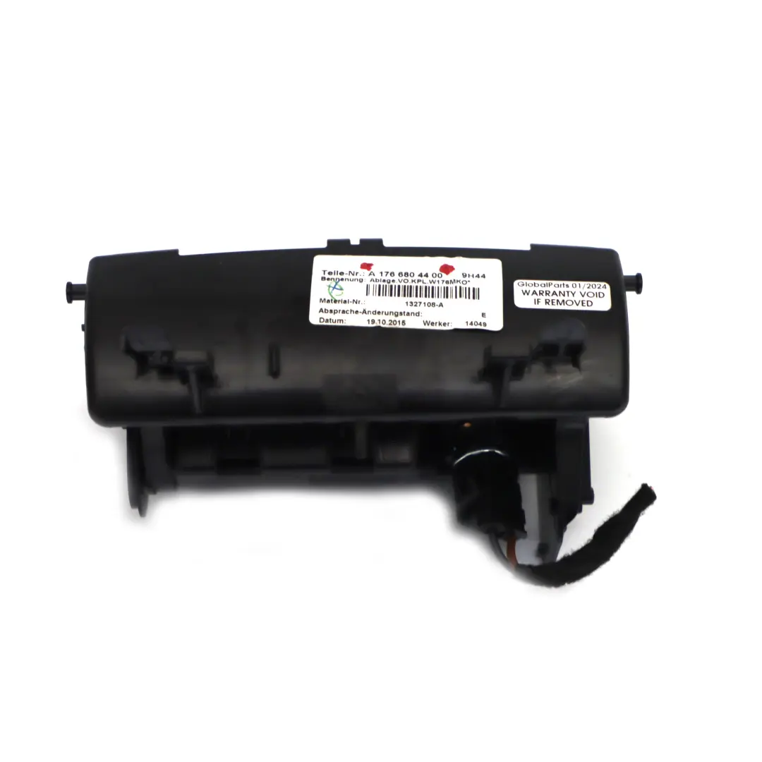 Mercedes W176 Console centrale Cendrier avant Noir - SKU A1766804400 - Numéro de pièce A1766804400
