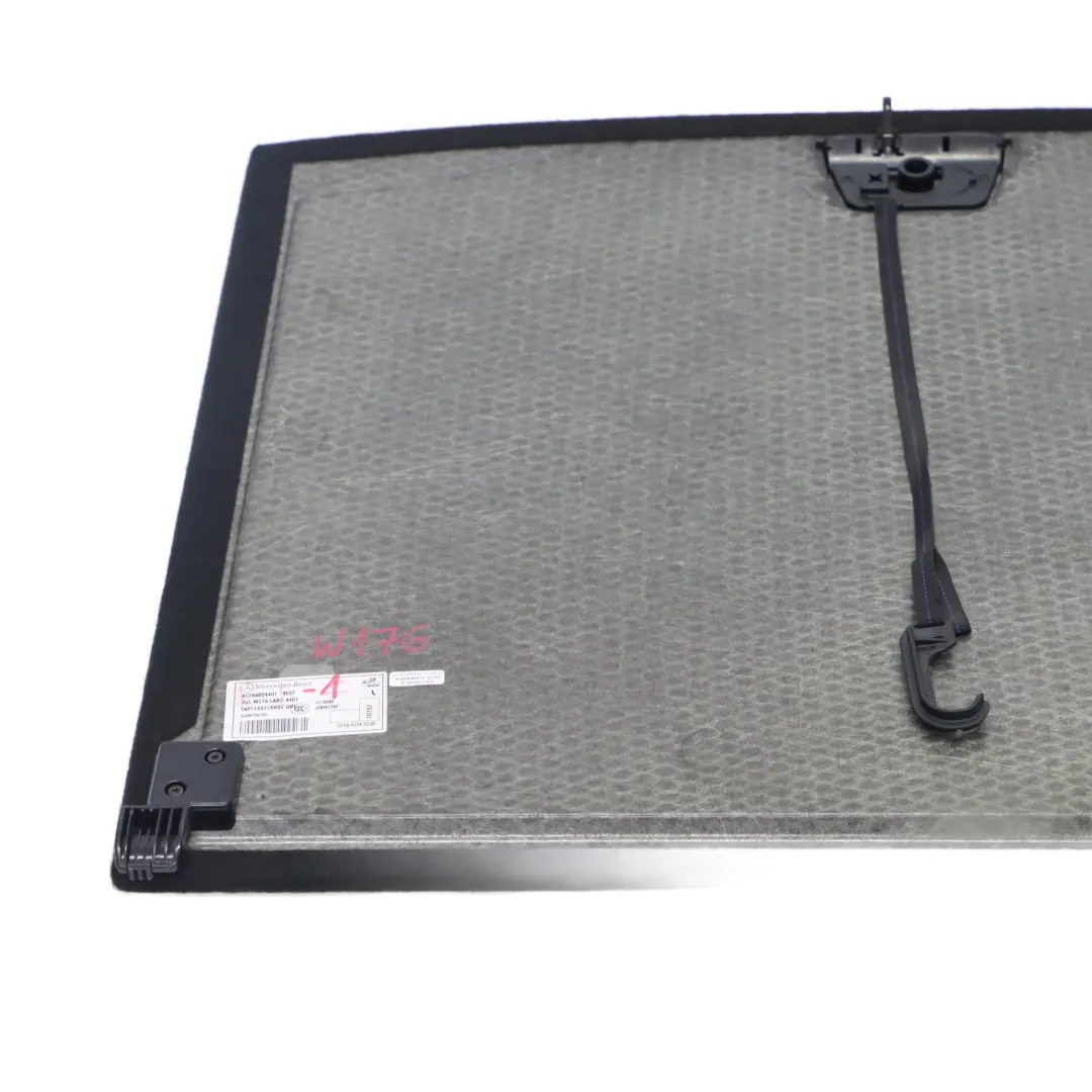 Tappetino bagagliaio pavimento rivestimento posteriore nero per Mercedes W176 con numero di parte A1766804401 Mercedes W176 Tappetino bagagliaio pavimento rivestimento posteriore nero - SKU A1766804401-1 - Numero di parte A1766804401