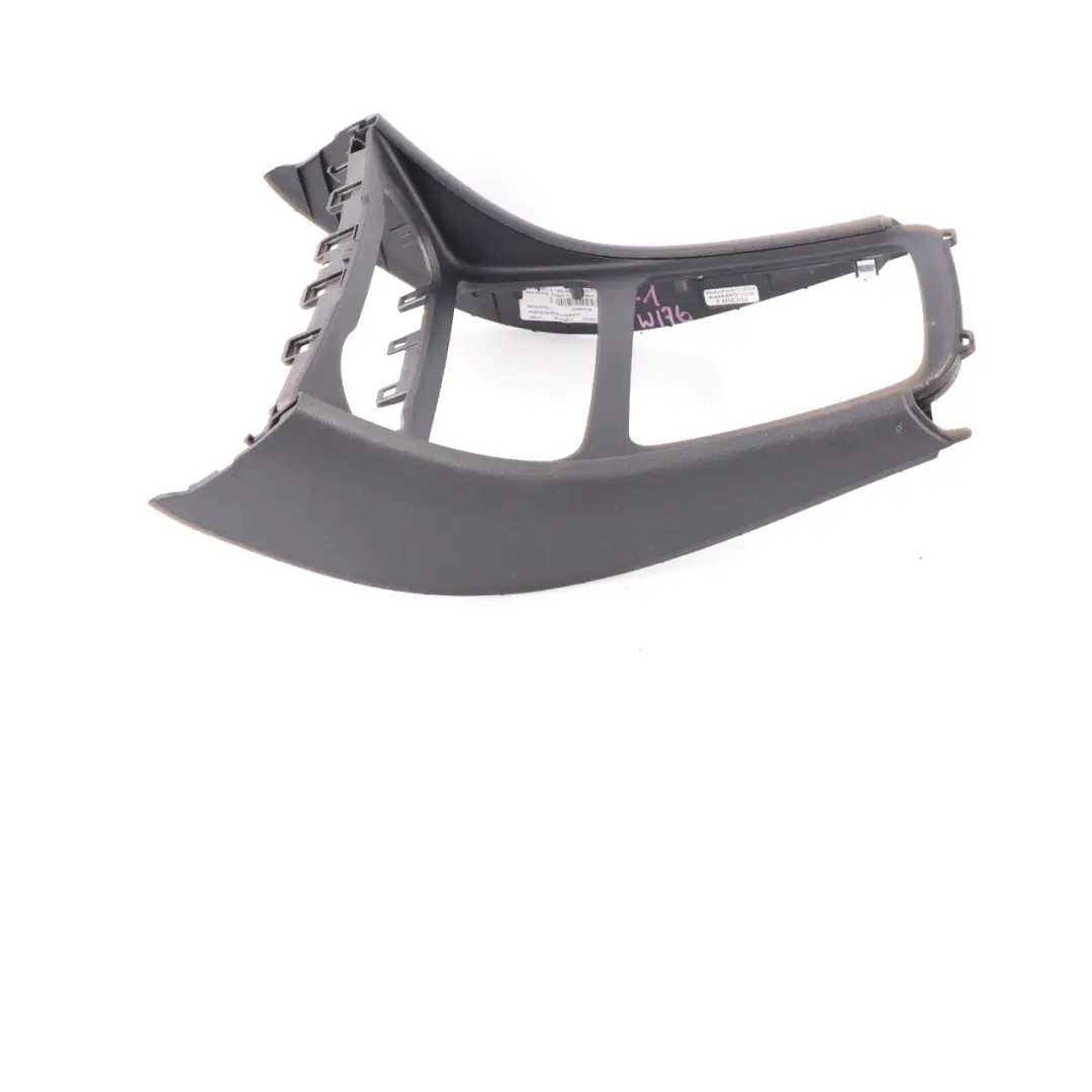 Mercedes W176 Panneau garniture console centrale Lava Black - SKU A1766807200-1 - Numéro de pièce A1766807200