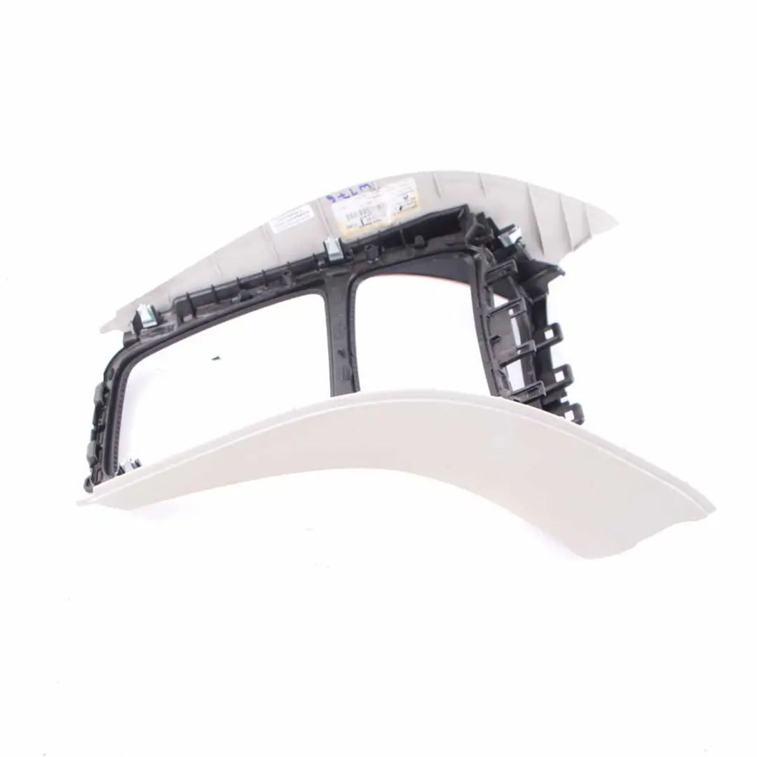 Console centrale habillage panneau finition pour Mercedes W176 à propos du numéro de pièce A1766807200 Mercedes W176 Console centrale habillage panneau finition - SKU A1766807200 - Numéro de pièce A1766807200