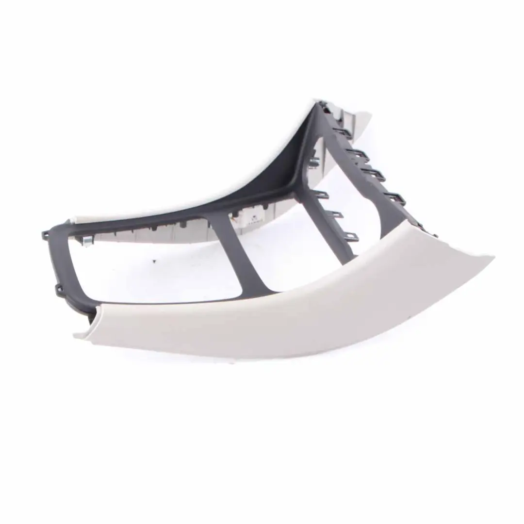 Mercedes W176 Console centrale habillage panneau finition - SKU A1766807200 - Numéro de pièce A1766807200