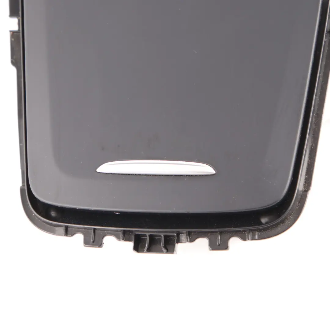 Interior Consola Central Panel Bandeja de Almacenamiento Negro para Mercedes W176 con número de pieza A1766807400 Mercedes W176 Interior Consola Central Panel Bandeja de Almacenamiento Negro - SKU A1766807400 - Número de pieza A1766807400