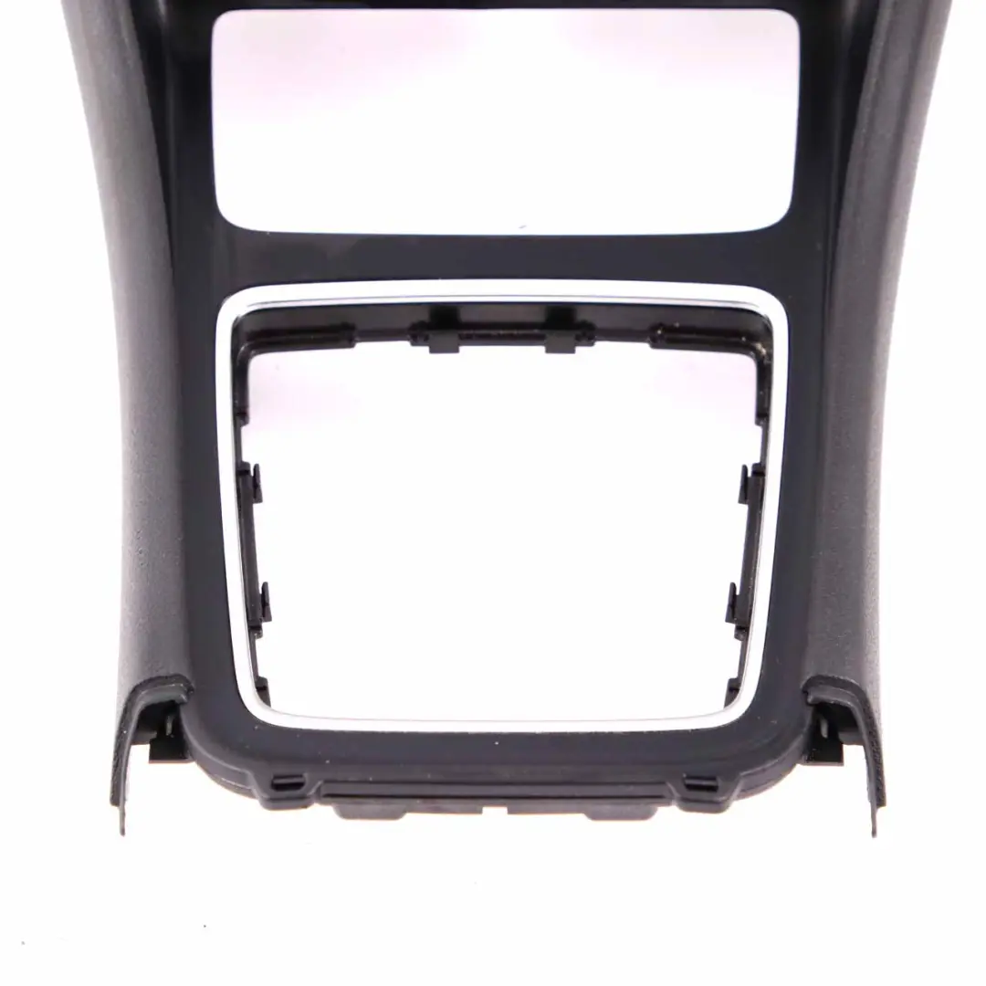 Mercedes W176 C117 Mittelkonsole Trim Frame Cover Panel Gear Schwarz - SKU A1766809900 - Teilenummer A1766809900