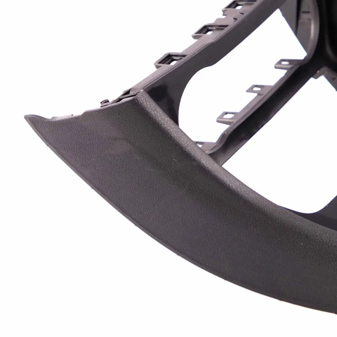 Console Centrale Telaio Copertura Pannello Cambio Nero per Mercedes W176 C117 con numero di parte A1766809900 Mercedes W176 C117 Console Centrale Telaio Copertura Pannello Cambio Nero - SKU A1766809900 - Numero di parte A1766809900