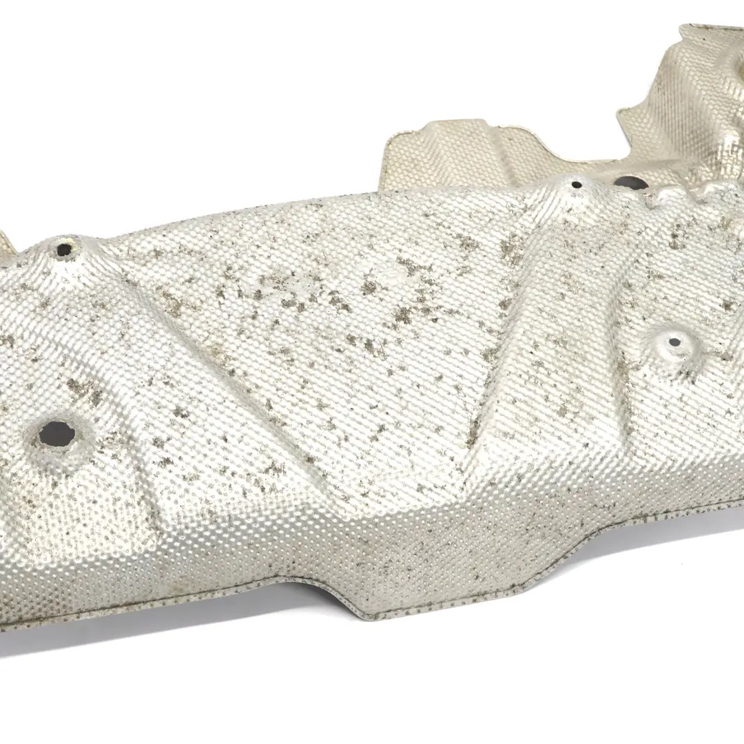 Coperchio isolamento termico marmitta posteriore per Mercedes W176 W246 con numero di parte A1766821000 Mercedes W176 W246 Coperchio isolamento termico marmitta posteriore - SKU A1766821000 - Numero di parte A1766821000