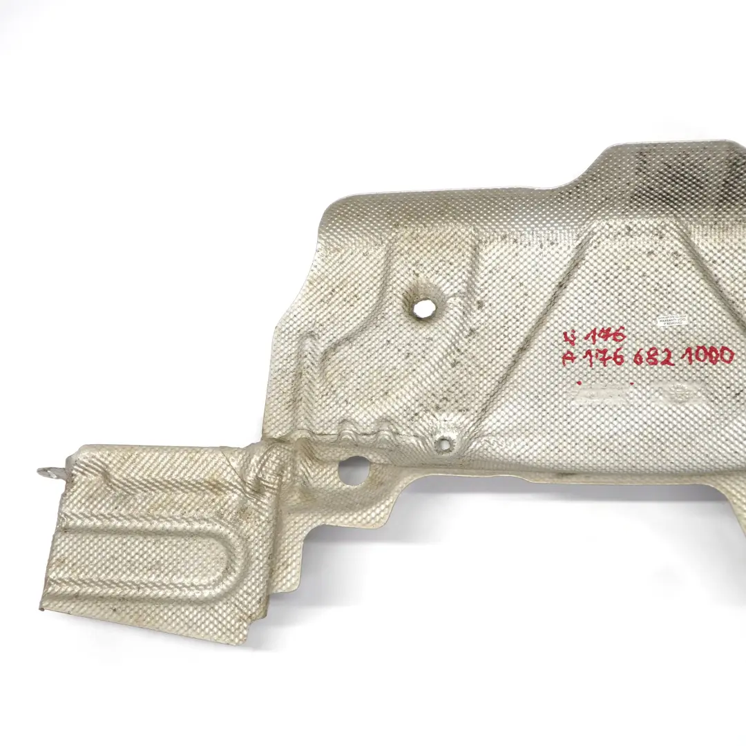 Auspuff Endschalldämpfer Wärmeisolierung Abdeckung für Mercedes W176 mit Teilenummer A1766821000 Mercedes W176 Auspuff Endschalldämpfer Wärmeisolierung Abdeckung - SKU A1766821000 - Teilenummer A1766821000