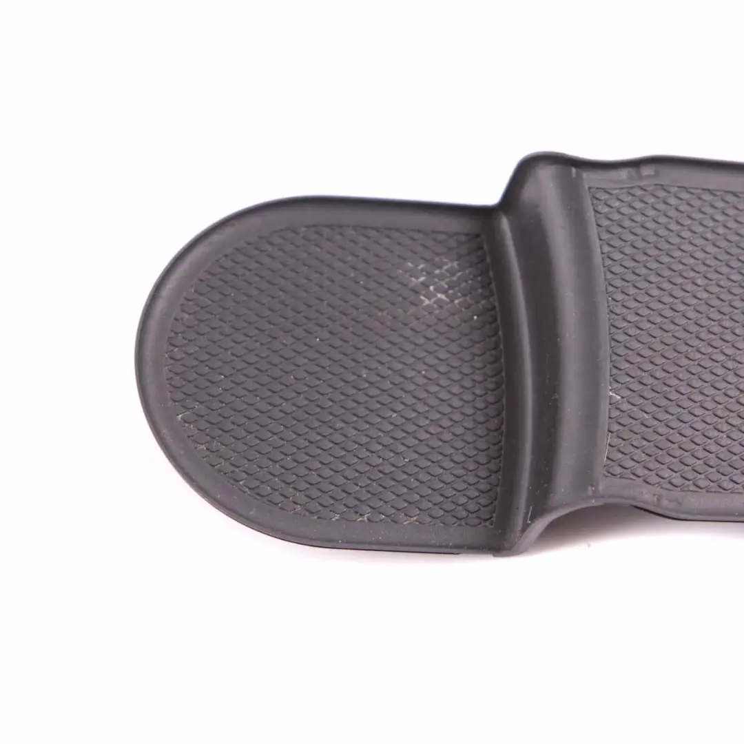 Soporte De Consola Central Para Bebidas para Mercedes W176 con número de pieza A1766830175 Mercedes W176 Soporte De Consola Central Para Bebidas - SKU A1766830175 - Número de pieza A1766830175