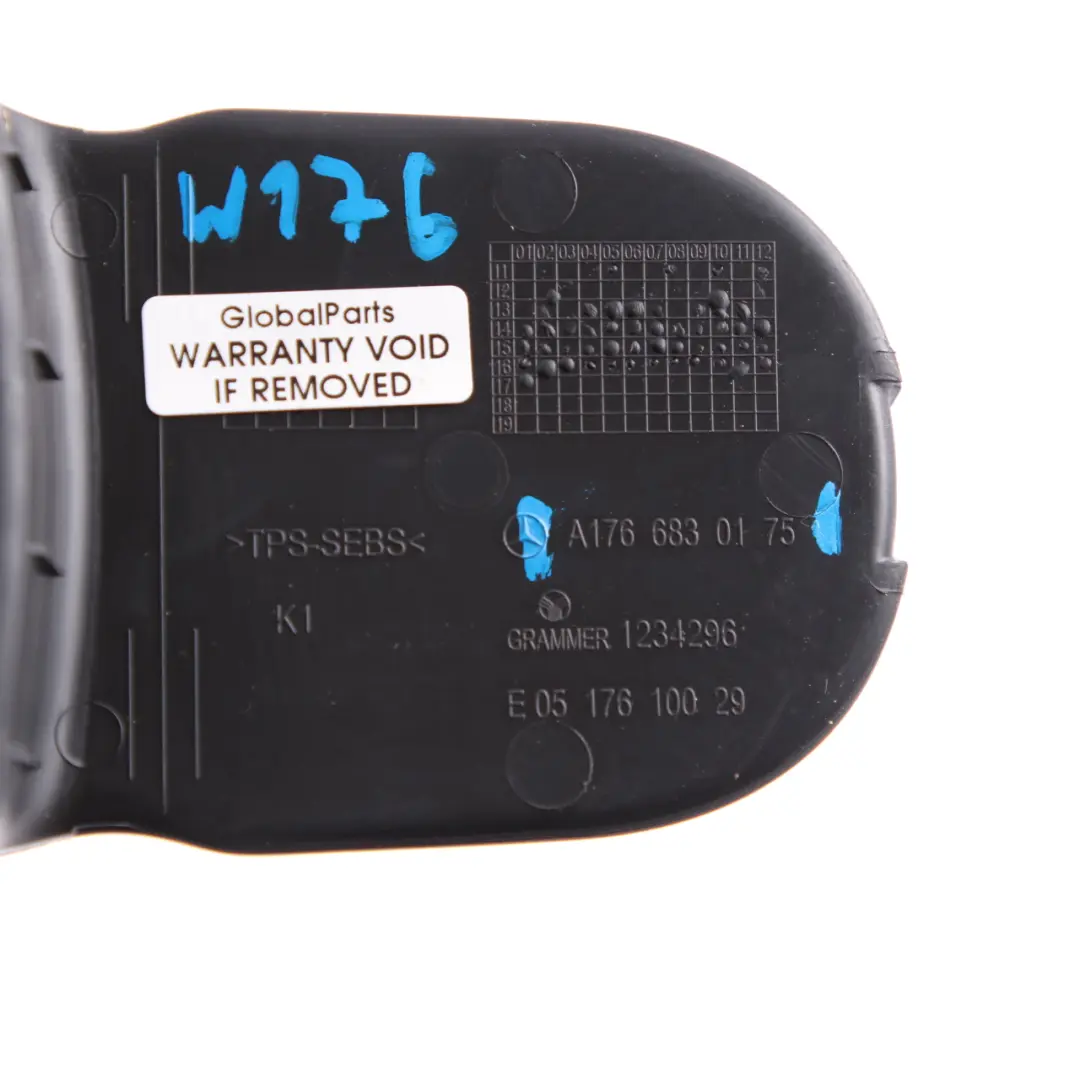 Supporto Supporto Portabevande Console Centrale per Mercedes W176 con numero di parte A1766830175 Mercedes W176 Supporto Supporto Portabevande Console Centrale - SKU A1766830175 - Numero di parte A1766830175