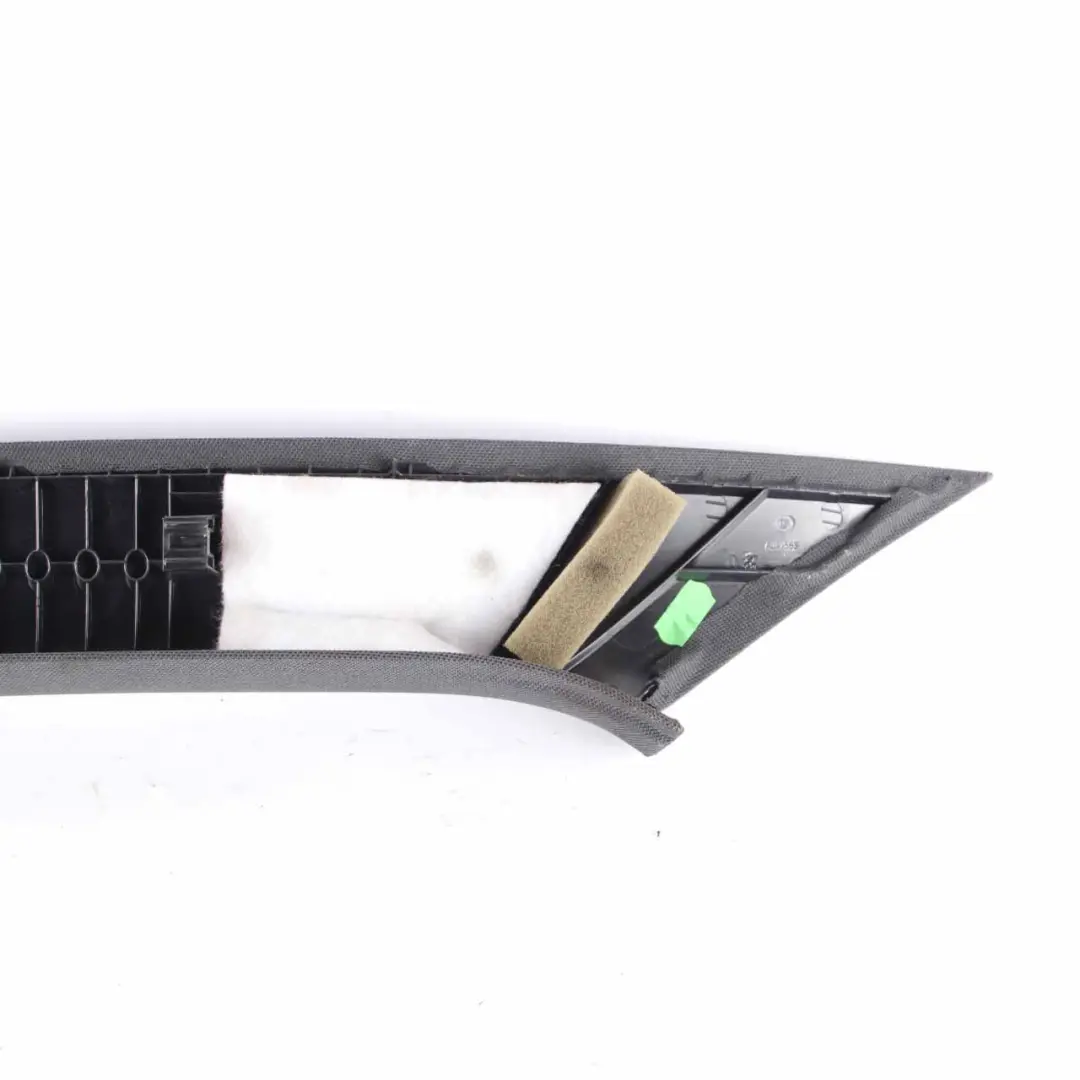 Mercedes W176 Rivestimento interno del montante A destro Nero - SKU A1766900125-1 - Numero di parte A1766900125