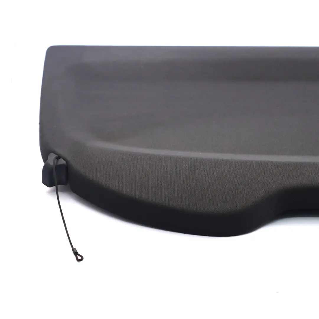 Rivestimento pannello copertura scomparto pacchi nero per Mercedes W176 con numero di parte A1766900149 Mercedes W176 Rivestimento pannello copertura scomparto pacchi nero - SKU A1766900149 - Numero di parte A1766900149