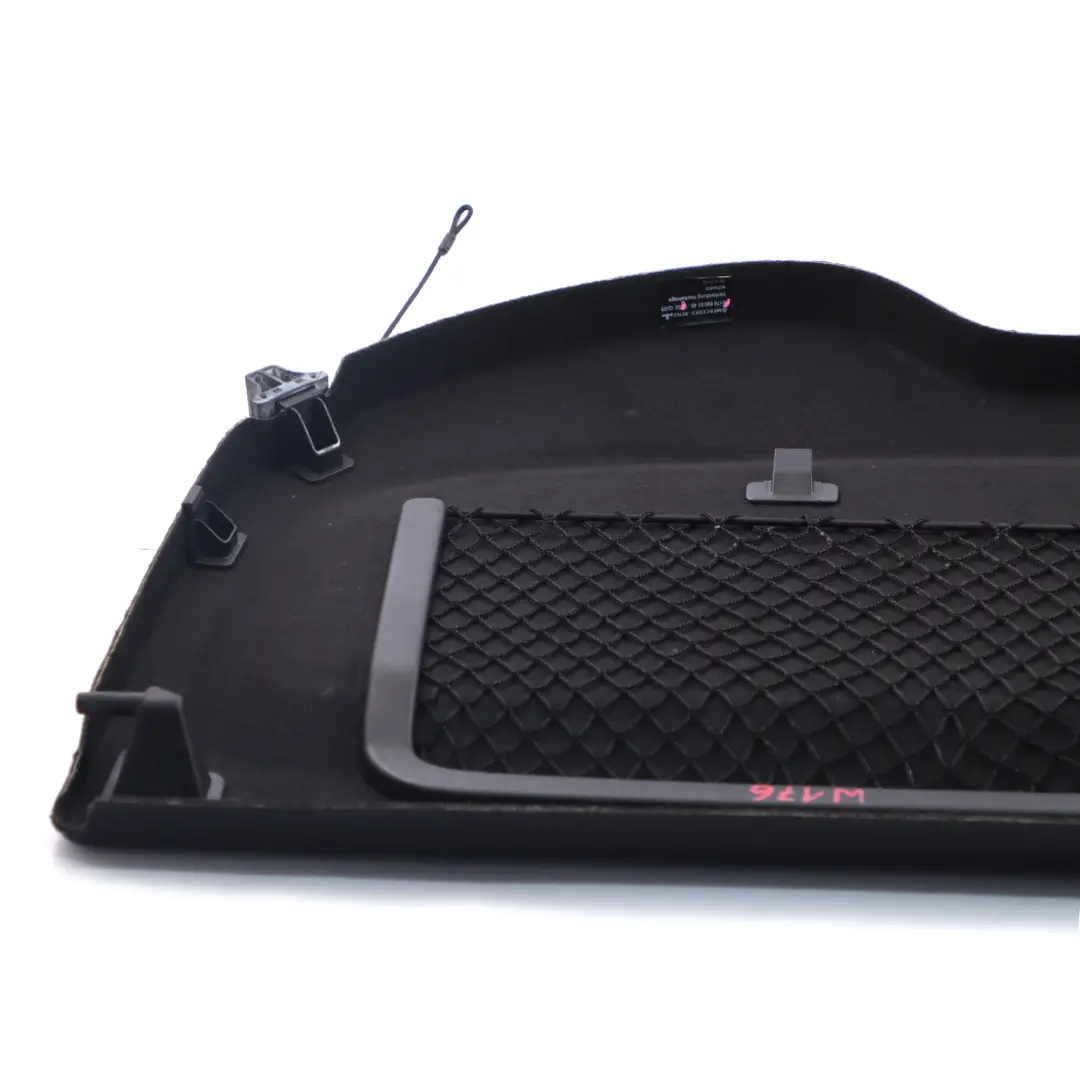 Rivestimento pannello copertura scomparto pacchi nero per Mercedes W176 con numero di parte A1766900149 Mercedes W176 Rivestimento pannello copertura scomparto pacchi nero - SKU A1766900149 - Numero di parte A1766900149