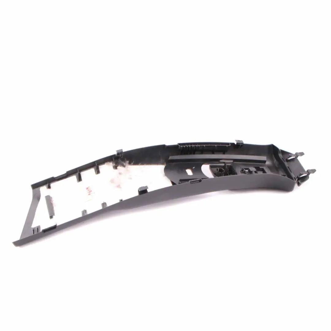 Mercedes W176 Cache garniture montant B droit panneau supérieur noir - SKU A1766900325 - Numéro de pièce A1766900325