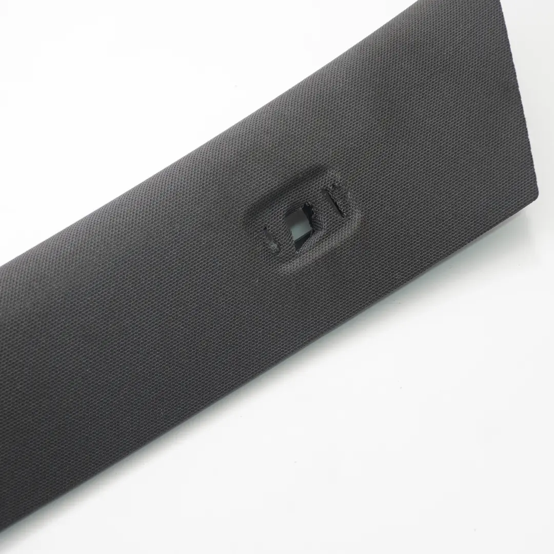 Izquierda A-Pilar Recubrimiento Panel para Mercedes W176 con número de pieza A1766901700 Mercedes W176 Izquierda A-Pilar Recubrimiento Panel - SKU A1766901700 - Número de pieza A1766901700