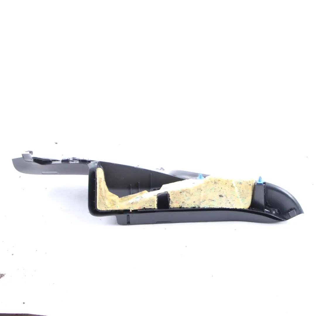 Coprire il montante C sinistro pannello interno nero per Mercedes W176 con numero di parte A1766902100 Mercedes W176 Coprire il montante C sinistro pannello interno nero - SKU A1766902100-2 - Numero di parte A1766902100