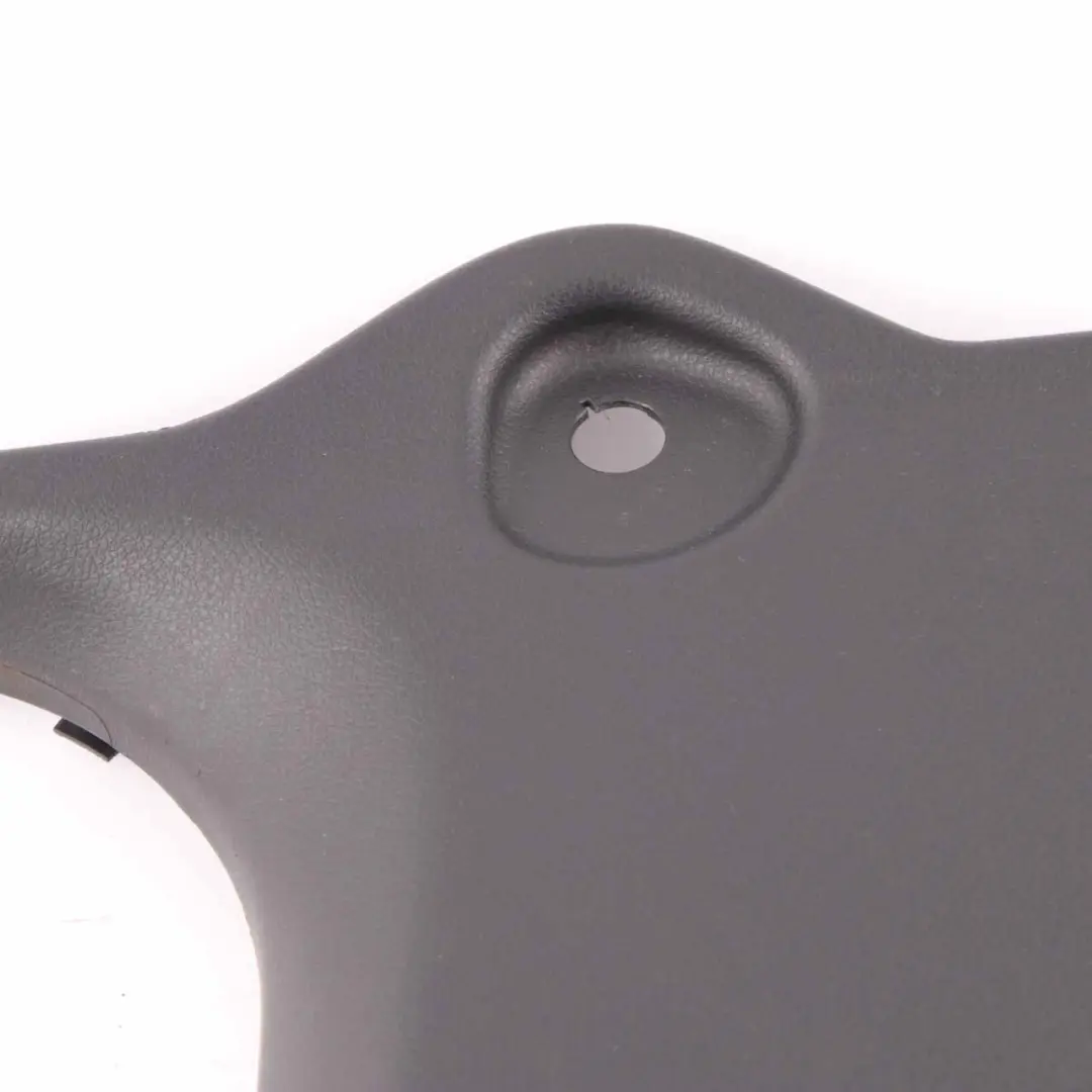 Coprire il pannello inferiore destro montante B Nero per Mercedes W176 con numero di parte A1766920122 Mercedes W176 Coprire il pannello inferiore destro montante B Nero - SKU A1766920122 - Numero di parte A1766920122