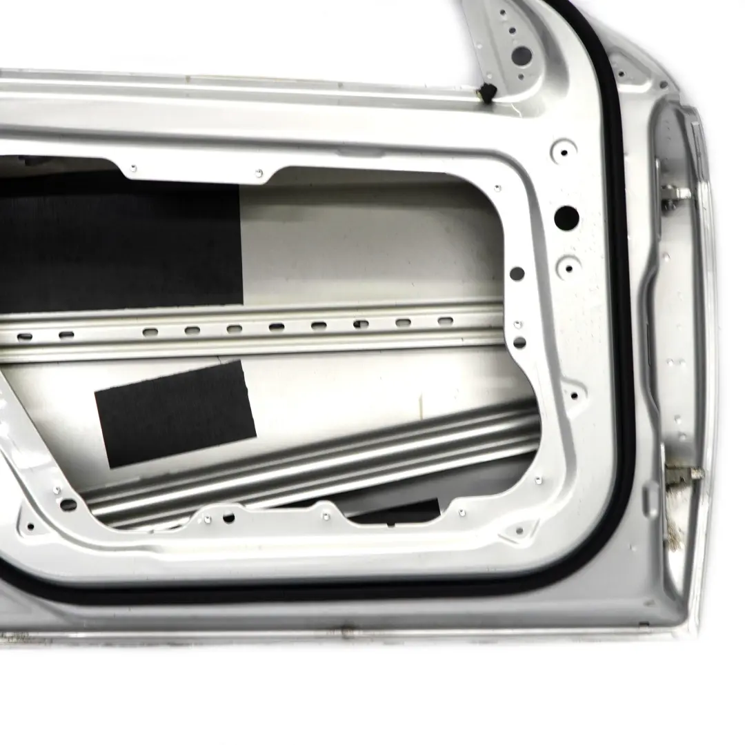 Mercedes W176 Drzwi Lewe Przednie Polar Silver Srebrny Metalik - 761 - SKU A1767200105-PLS1 - Numer Części A1767200105