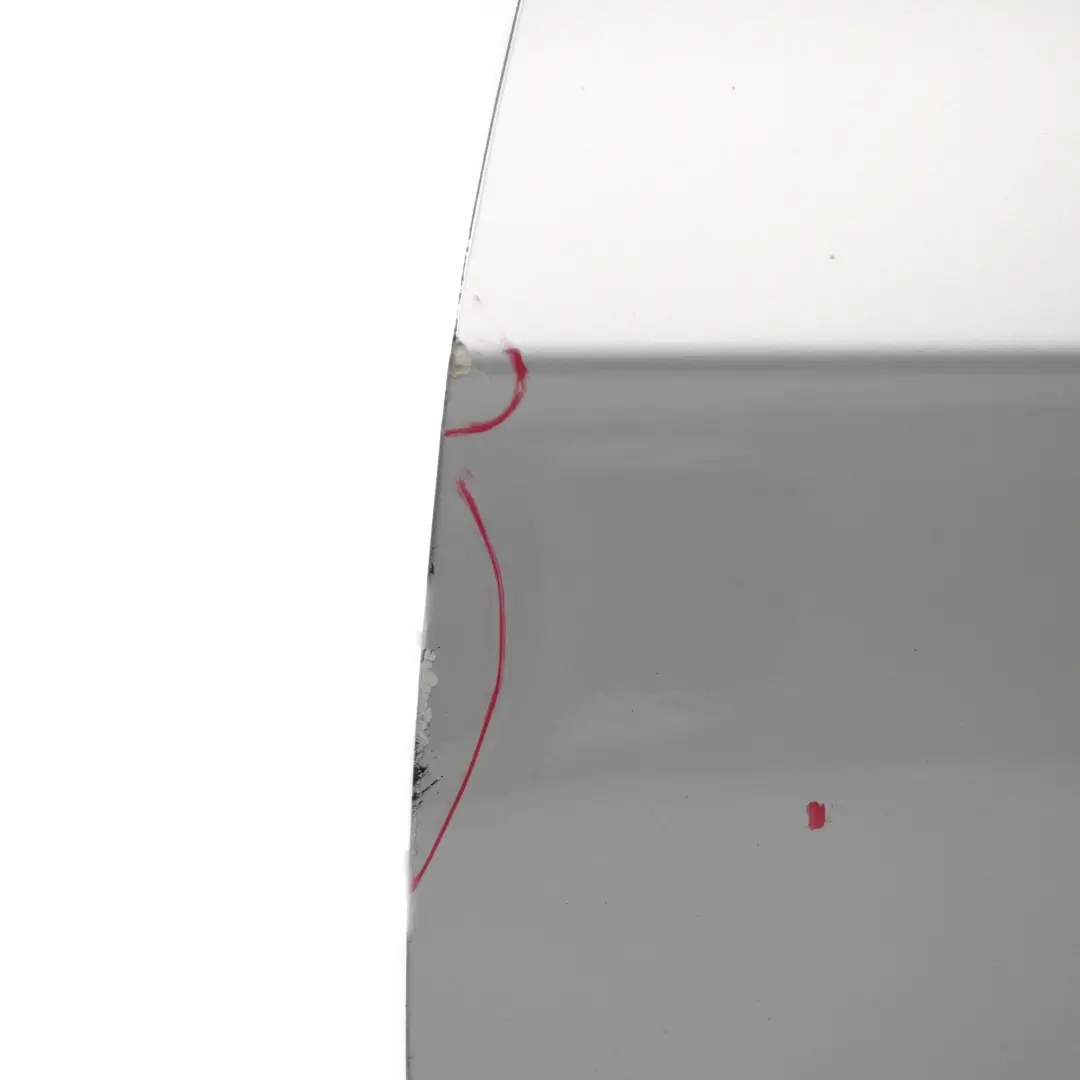 Porta anteriore sinistra Classe A Polar Silver Metallic - 761 per Mercedes W176 con numero di parte A1767200105 Mercedes W176 Porta anteriore sinistra Classe A Polar Silver Metallic - 761 - SKU A1767200105-PLS1 - Numero di parte A1767200105