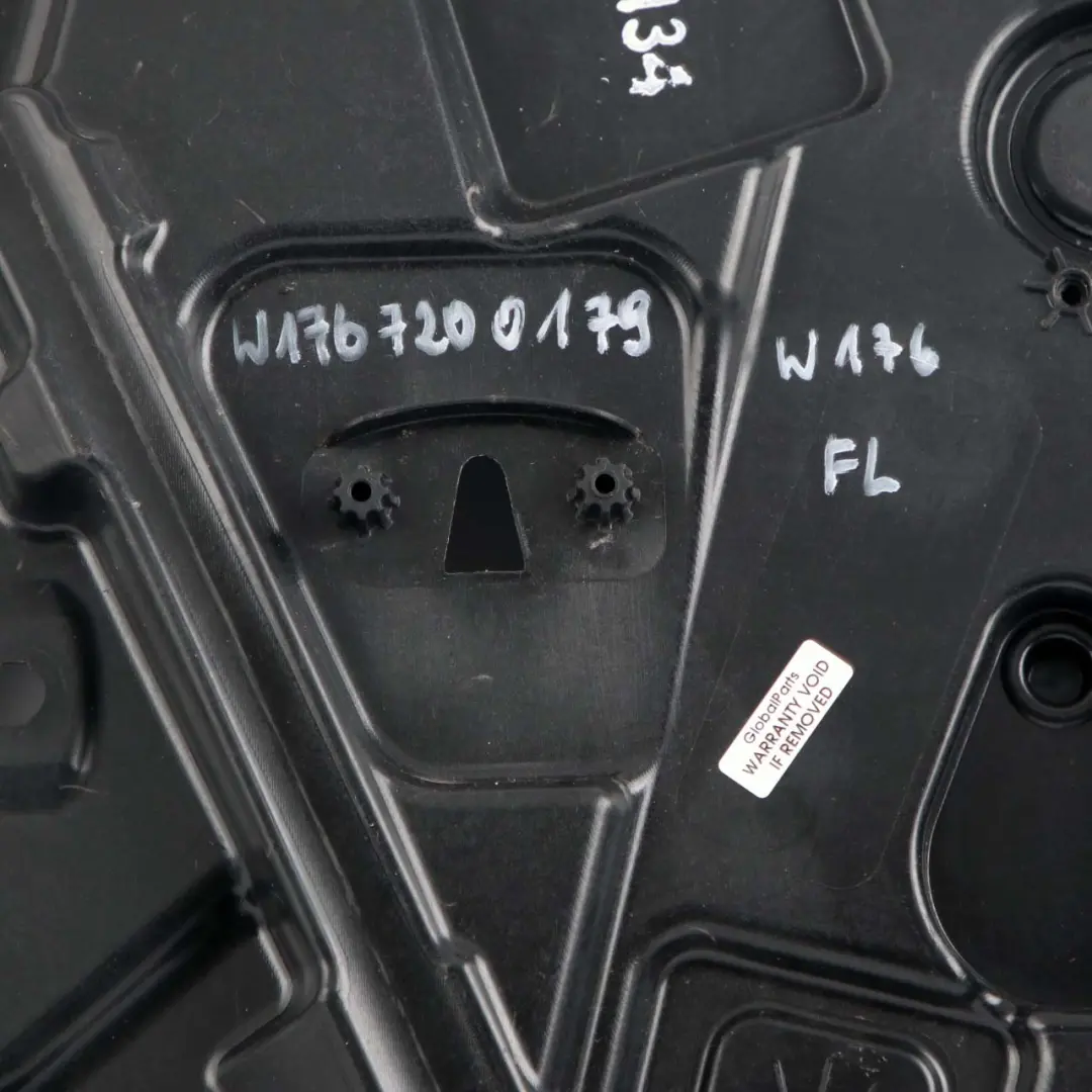 Lève-vitre Régulateur Cadre avant gauche Panneau porte pour Mercedes W176 à propos du numéro de pièce A1767200179 Mercedes W176 Lève-vitre Régulateur Cadre avant gauche Panneau porte - SKU A1767200179 - Numéro de pièce A1767200179