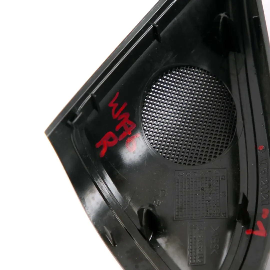 Mercedes W176 Tweeter Espejo Derecho Triángulo Interior Embellecedor Puerta - SKU A1767200211-1 - Número de pieza A1767200211
