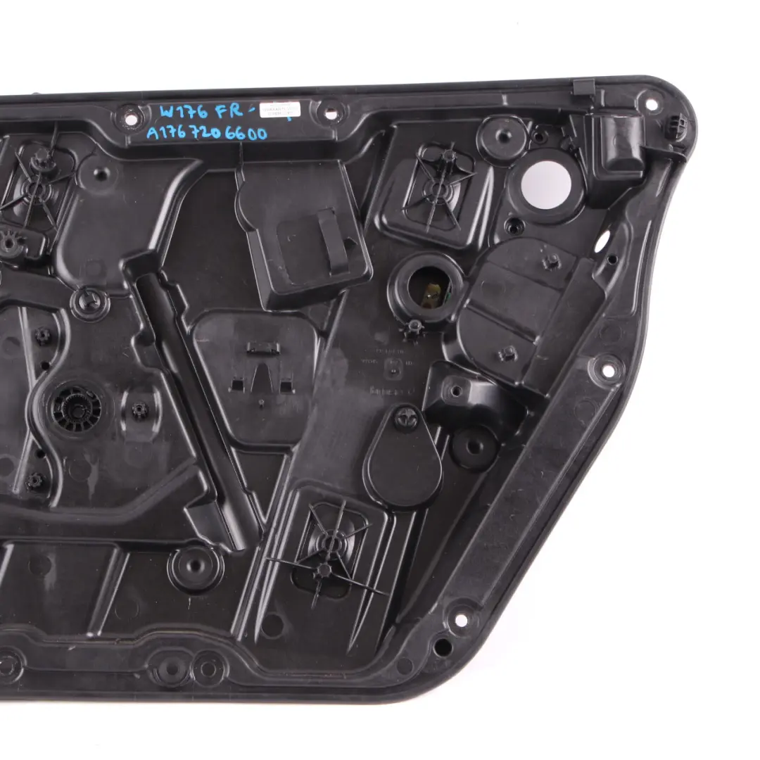 montaje tarjeta puerta delantera derecha elevalunas para Mercedes W176 con número de pieza A1767206600 Mercedes W176 montaje tarjeta puerta delantera derecha elevalunas - SKU A1767206600-2 - Número de pieza A1767206600