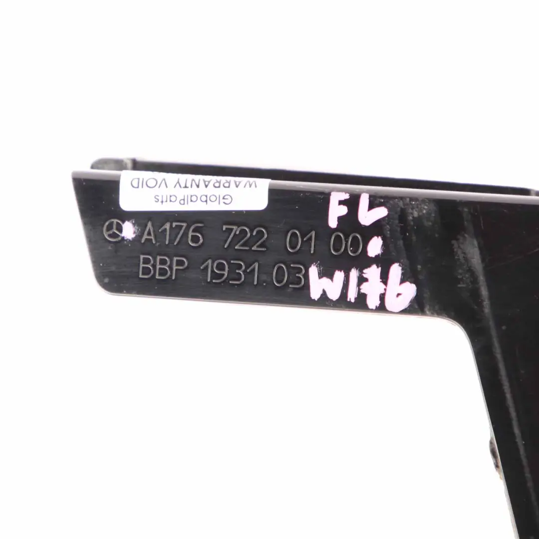 Mercedes W176 Couvercle de porte B-Pillar Bande avant gauche - SKU A1767220100 - Numéro de pièce A1767220100