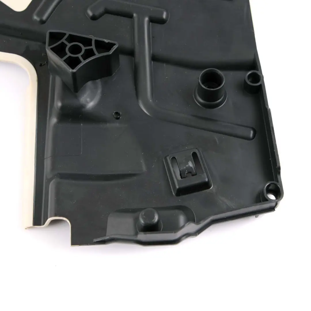 Mercedes W176 Cubierta Interior De La Puerta Panel De Ajuste Trasero - SKU A1767220195 - Número de pieza A1767220195