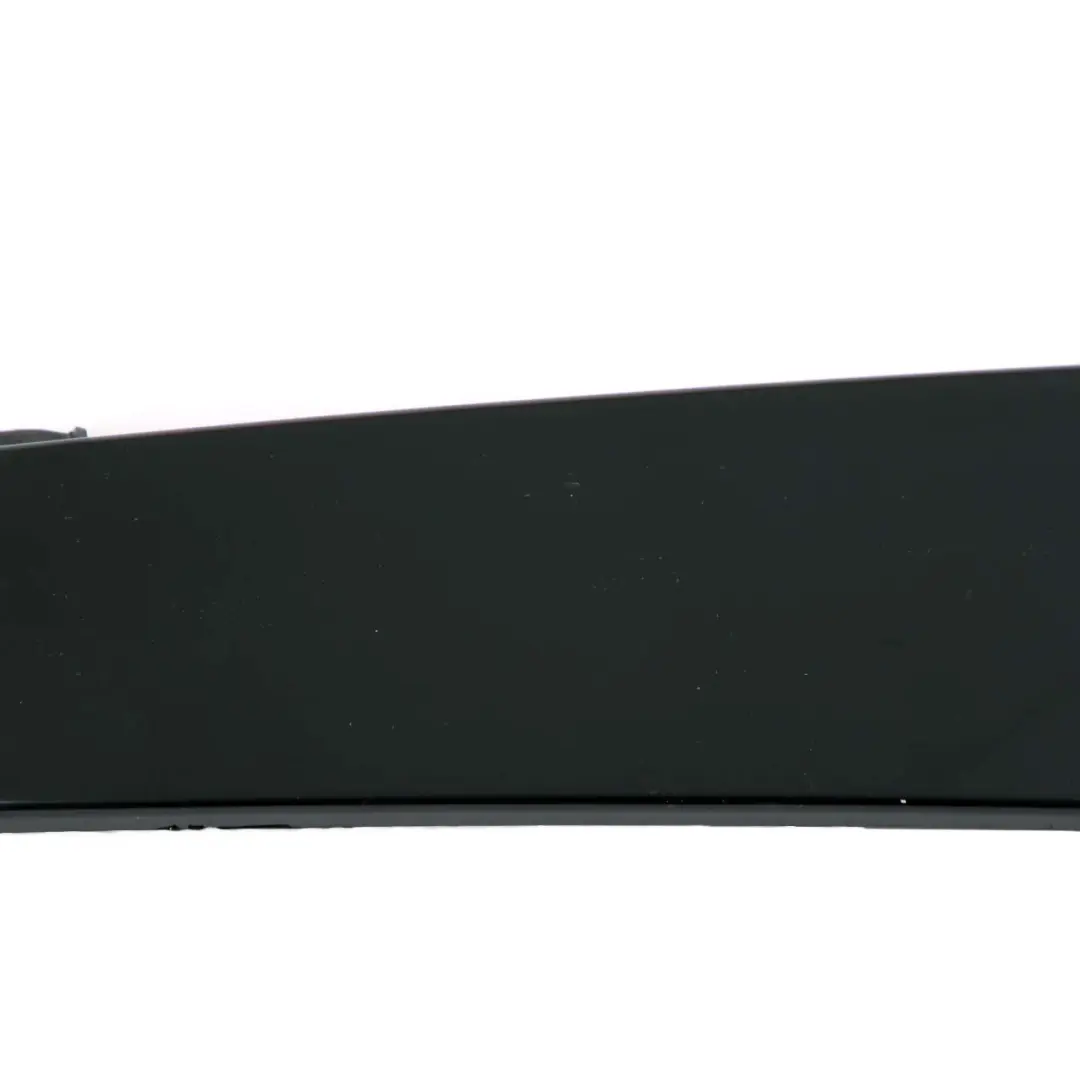 Mercedes W176 Cache Porte Bande de montant B avant droite - SKU A1767220200 - Numéro de pièce A1767220200 A1767220200
