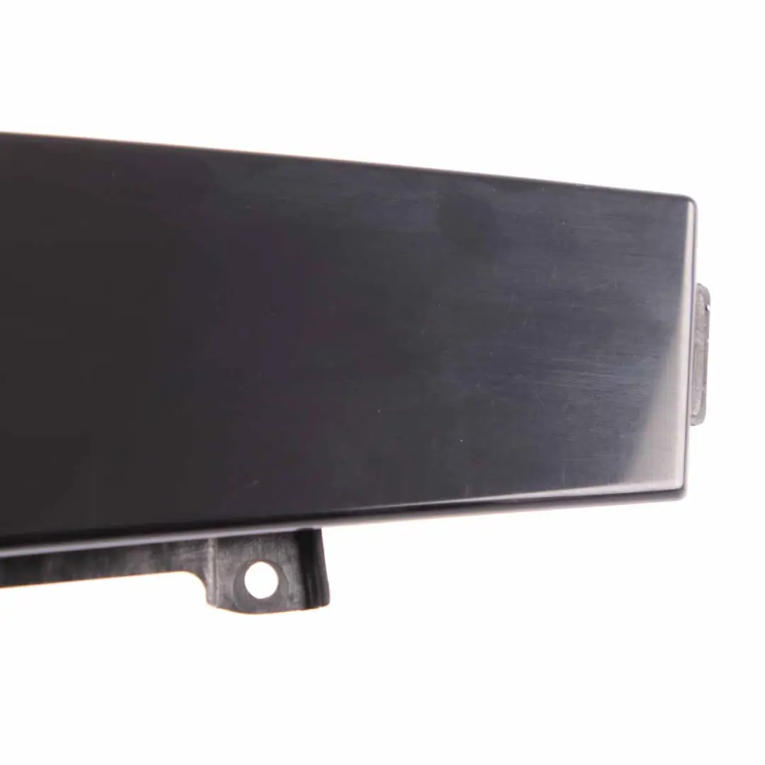 Mercedes W176 Coperchio della porta Striscia montante B anteriore destra - SKU A1767220328 - Numero di parte A1767220328