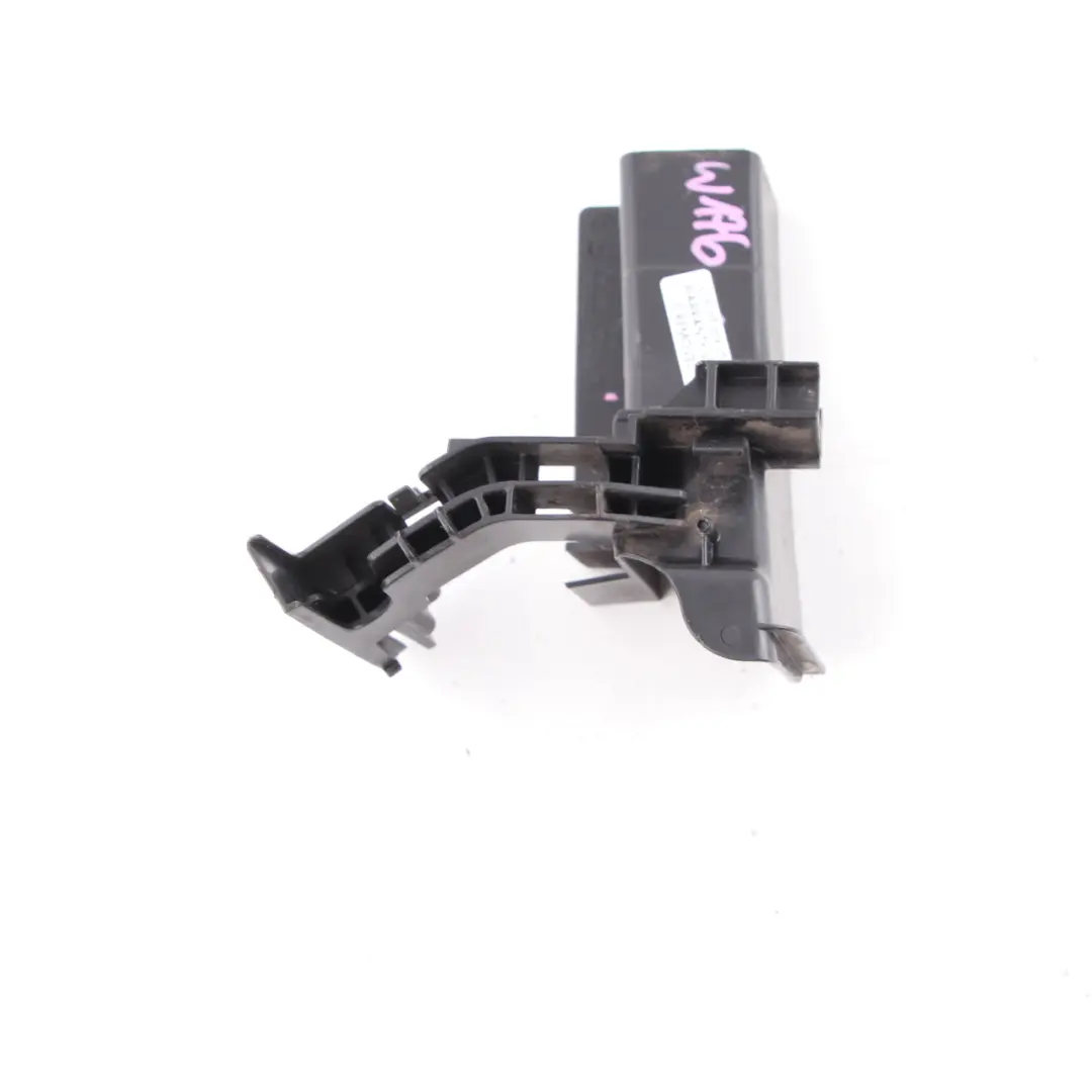 Mercedes W176 manija puerta cerradura cubierta soporte delantero - SKU A1767230314 - Número de pieza A1767230314