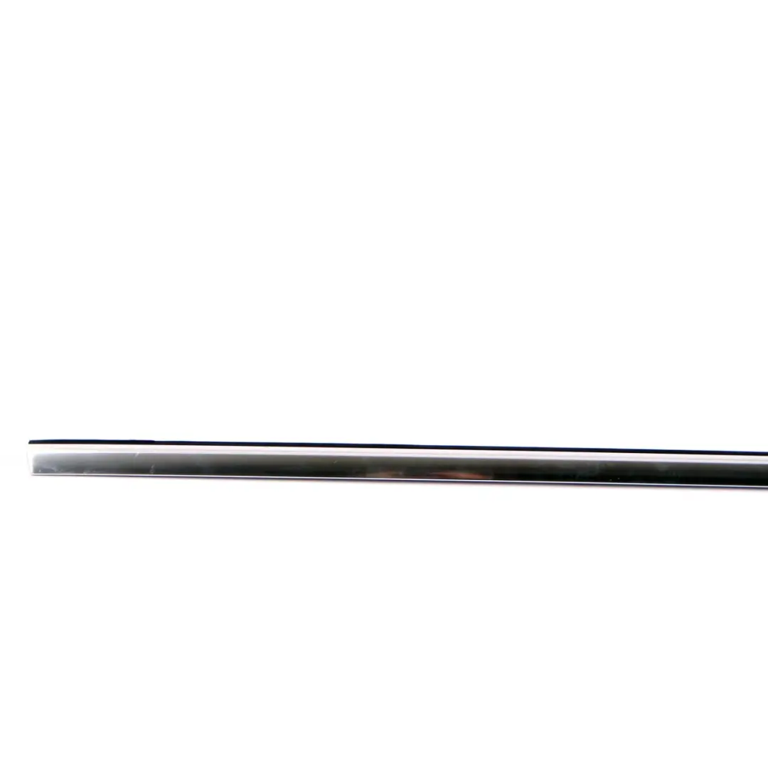 Türfensterleiste Zierleiste Vorne Rechts O/S Chrom für Mercedes W176 mit Teilenummer A1767250182 Mercedes W176 Türfensterleiste Zierleiste Vorne Rechts O/S Chrom - SKU A1767250182 - Teilenummer A1767250182