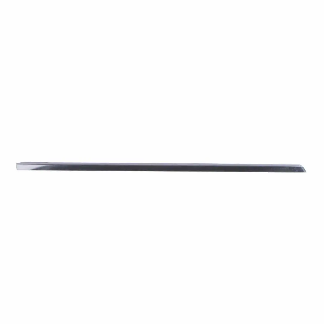 Mercedes W176 Striscia di rivestimento finestrino anteriore destro - SKU A1767250482 - Numero di parte A1767250482