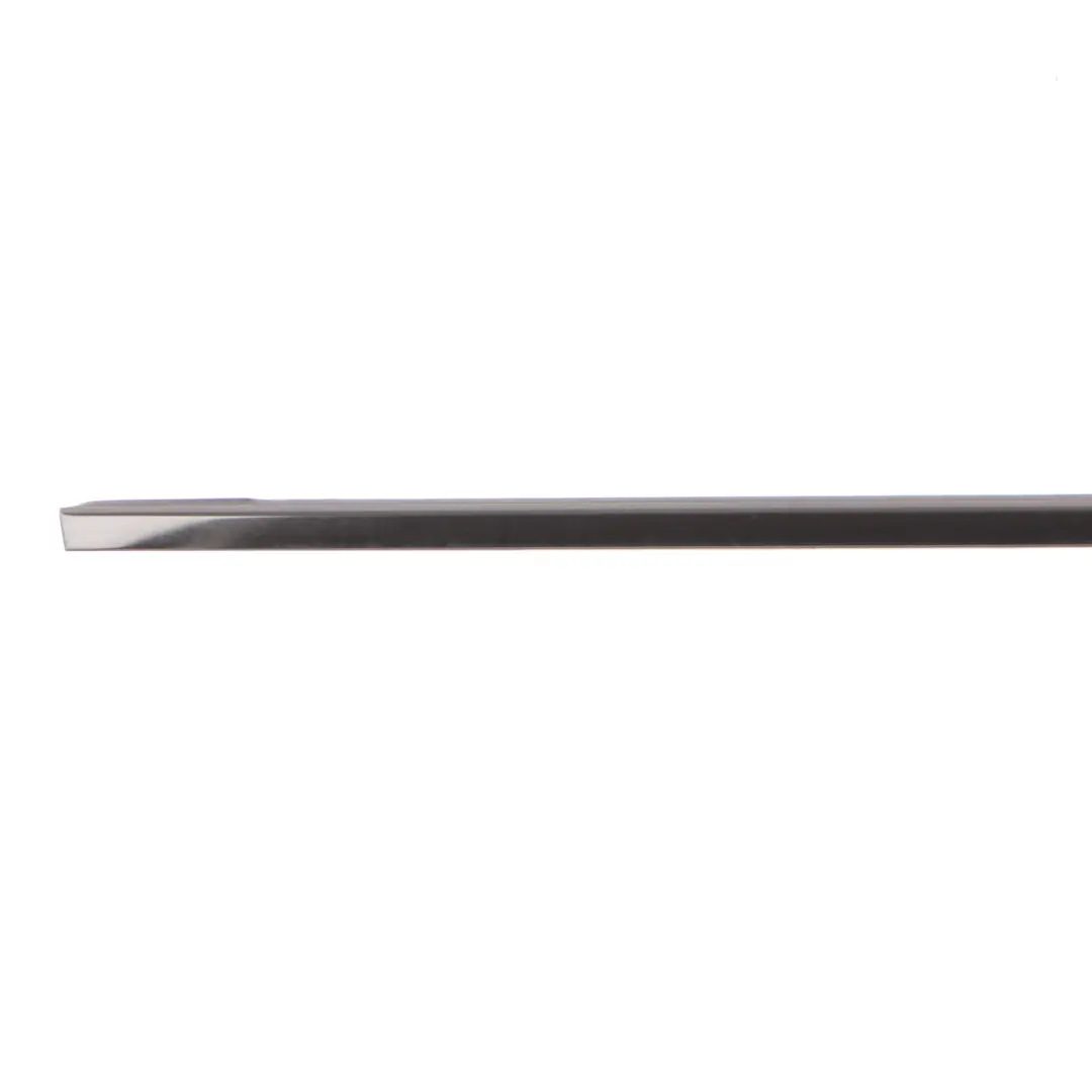 Mercedes W176 Striscia di rivestimento finestrino anteriore destro - SKU A1767250482 - Numero di parte A1767250482