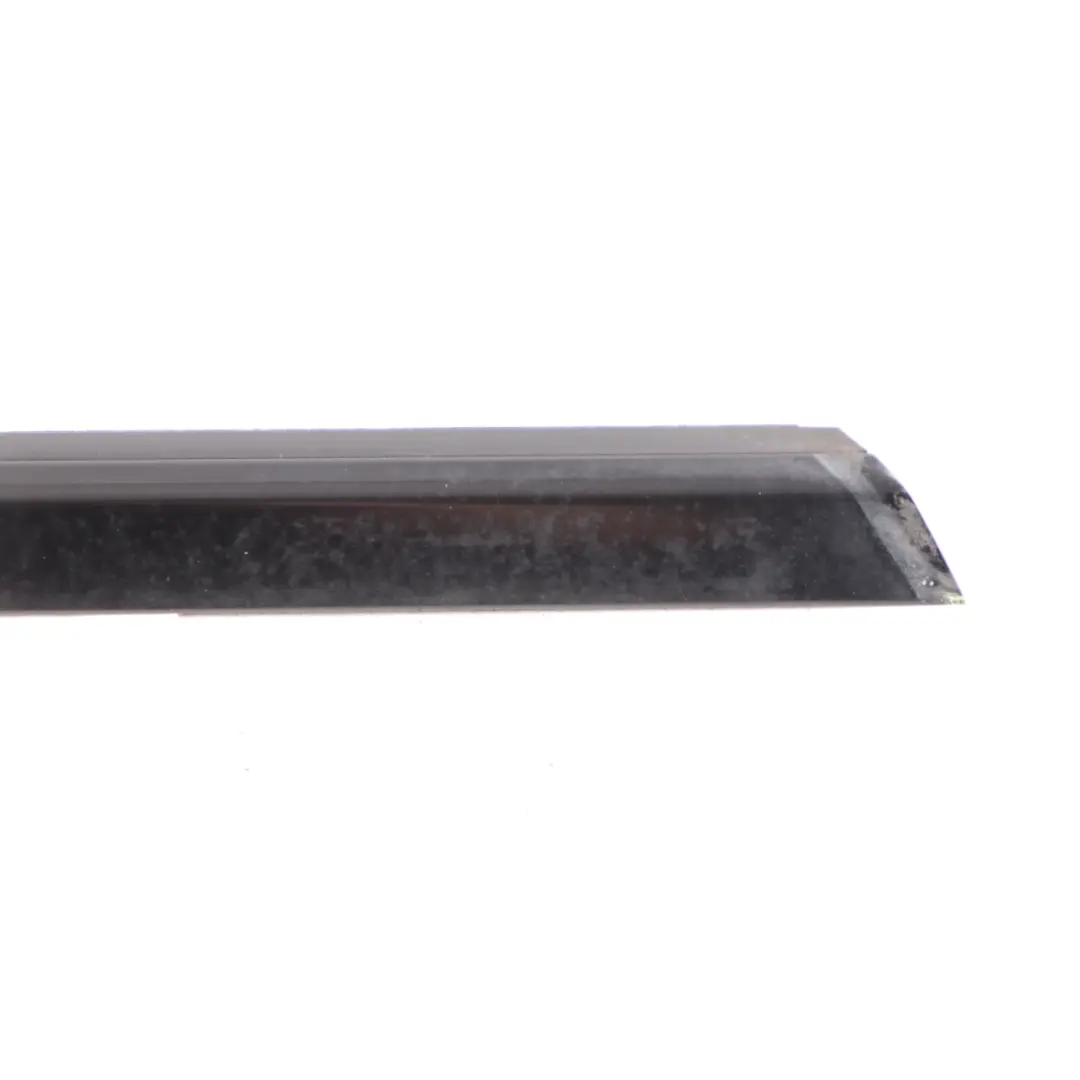  Embellecedor de ventana de puerta delantera derecha de Mercedes W176 - SKU A1767250482 - Número de pieza A1767250482