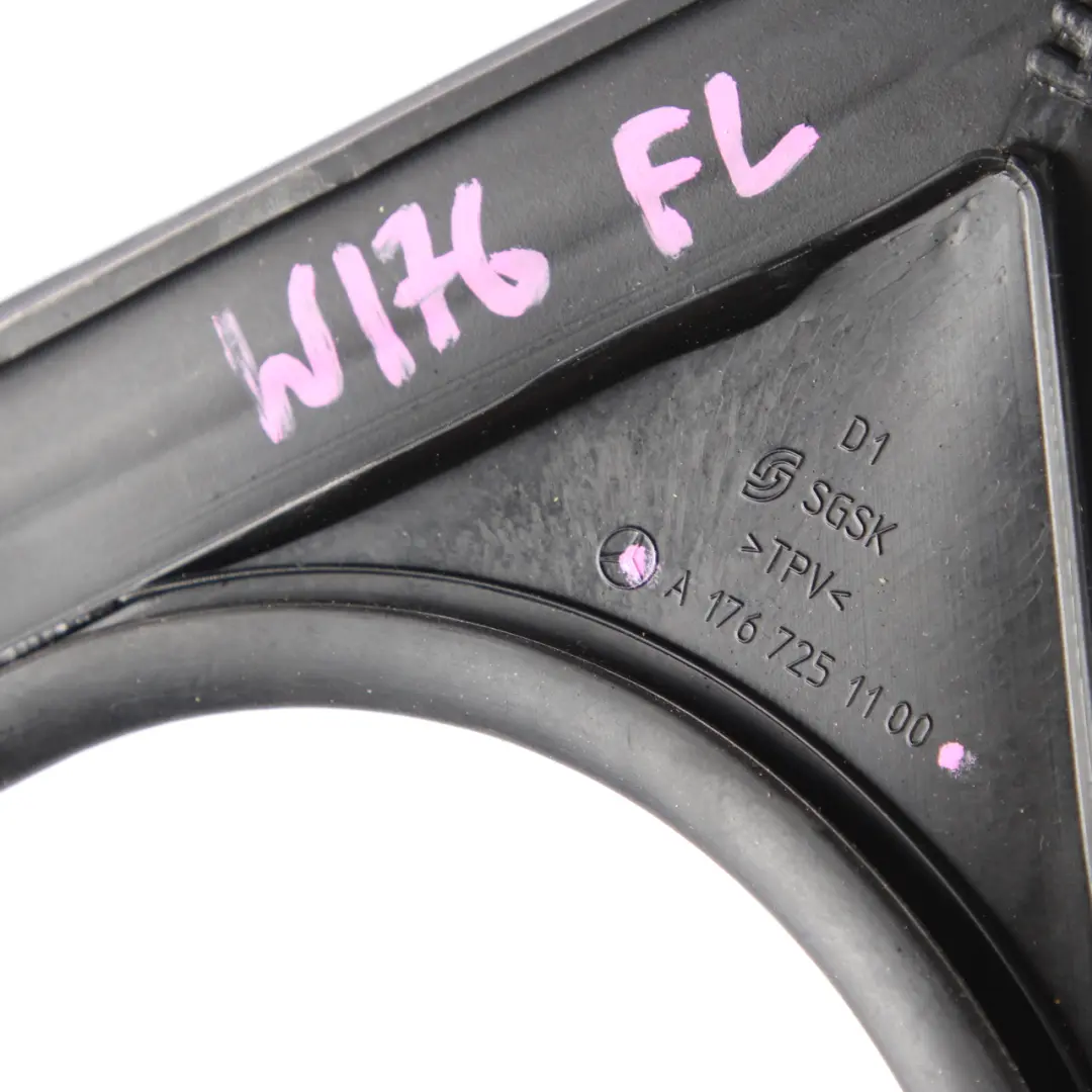 Tür Fenster Dichtung Führungs Rahmen Vorne Links für Mercedes W176 mit Teilenummer A1767251100 Mercedes W176 Tür Fenster Dichtung Führungs Rahmen Vorne Links - SKU A1767251100 - Teilenummer A1767251100