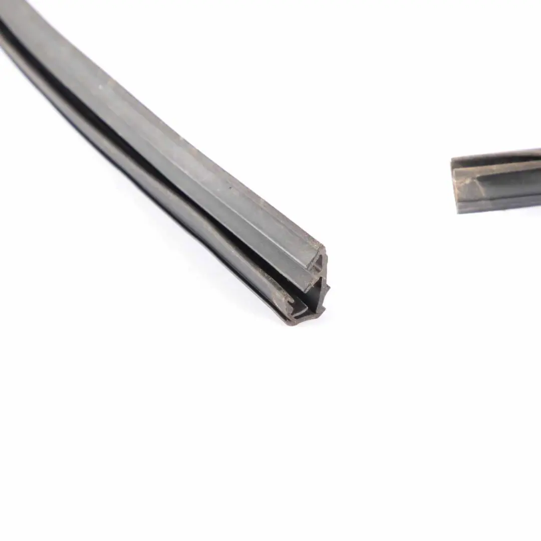 Door Seal Window Sealing Guide Frame Front Left N/S to Mercedes W176 with Part number A1767251100 Mercedes W176 Door Seal Window Sealing Guide Frame Front Left N/S - SKU A1767251100 - Part number A1767251100
